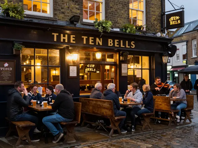 Your Weekend Guide to the Best Nightlife in London