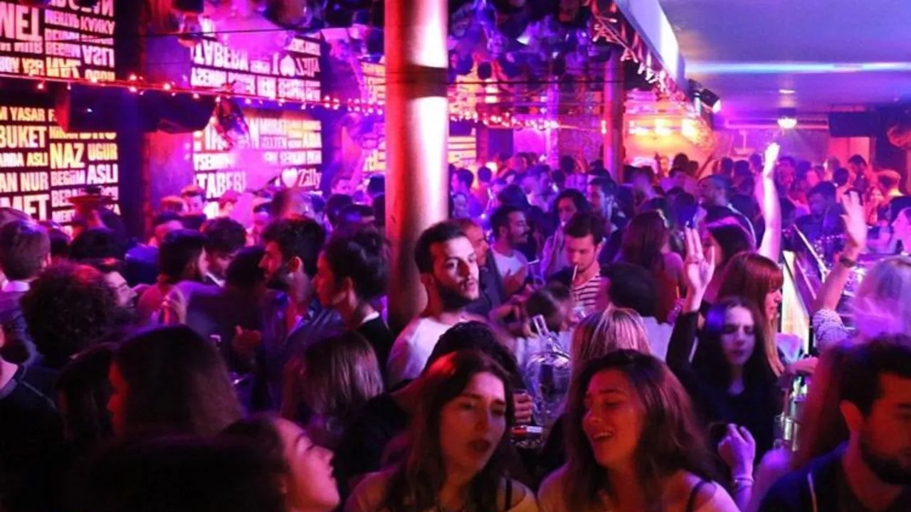 Istanbul's Nightlife: A Celebration of Diversity and Inclusivity